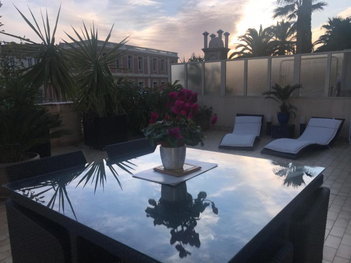 Appartement Terrasse Dans Palace Centre Ville Menton Exteriér fotografie
