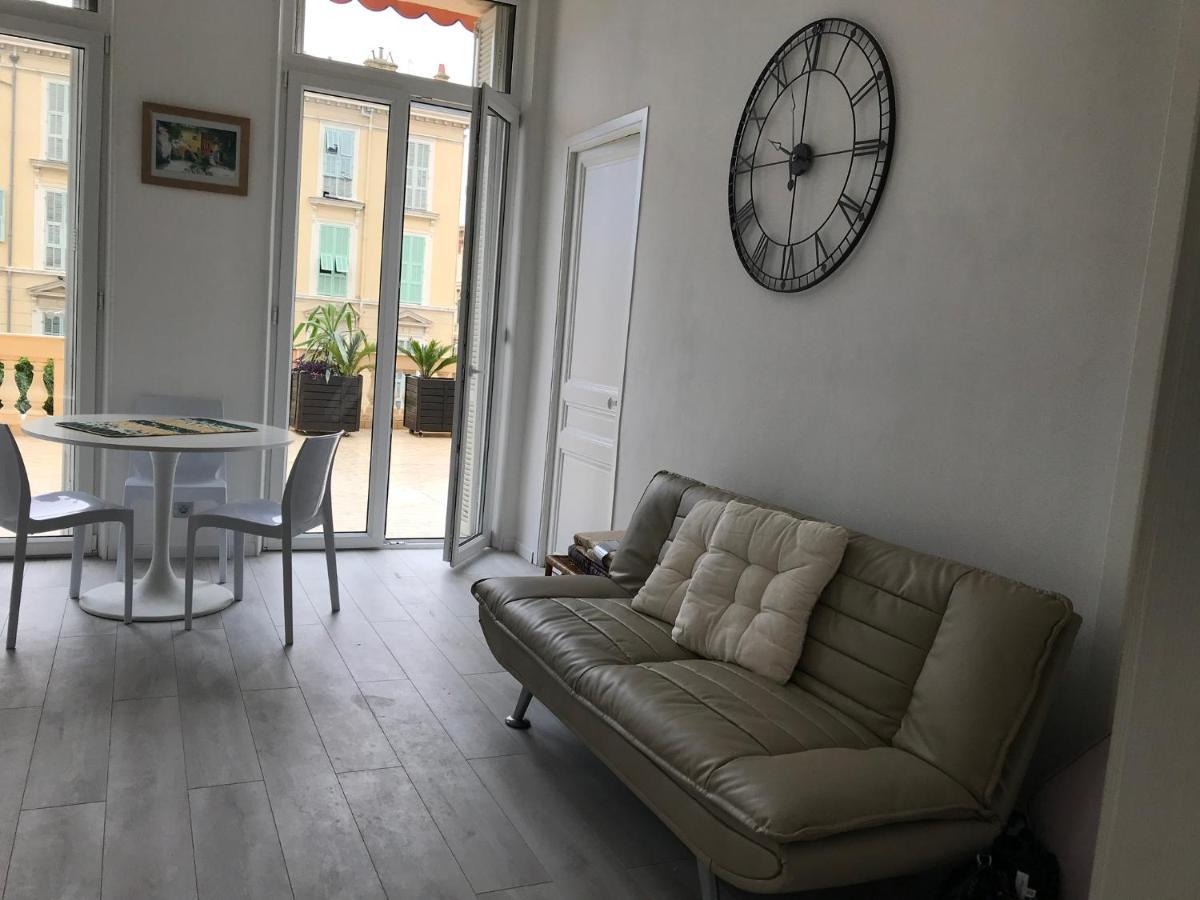 Appartement Terrasse Dans Palace Centre Ville Menton Exteriér fotografie