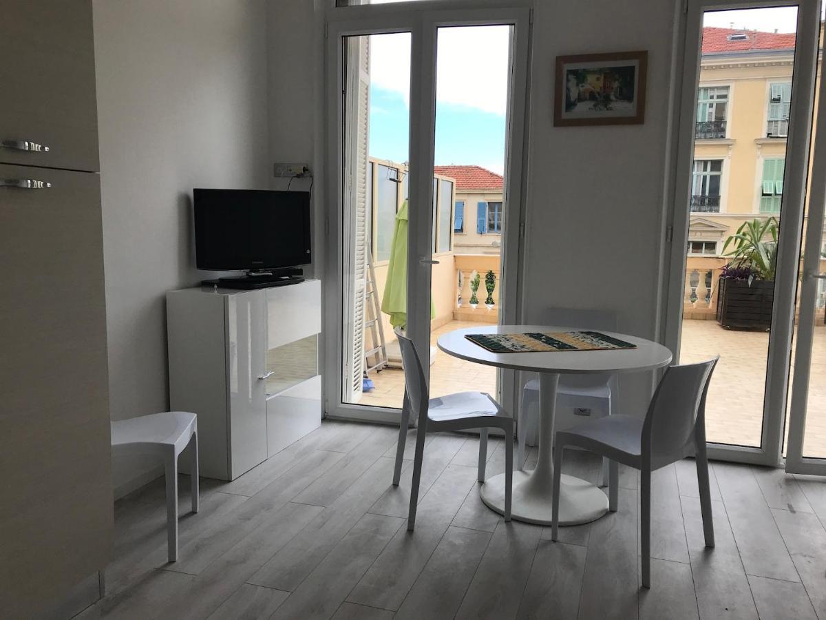 Appartement Terrasse Dans Palace Centre Ville Menton Exteriér fotografie